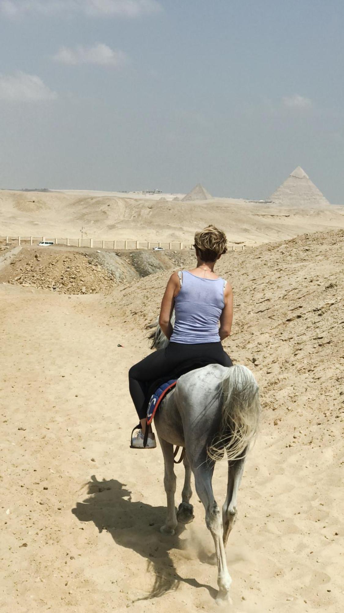 Villa By The Pyramids Кайро Екстериор снимка